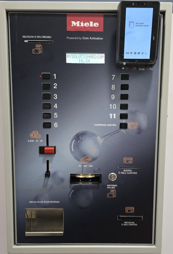 Terminal de pagamento por moedas ou cartão